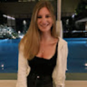 Meet your Posher, Leanne